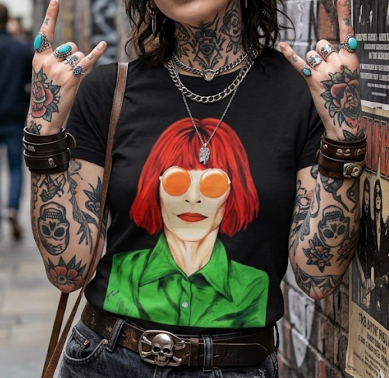 Camiseta preta Arte Pop pronta entrega